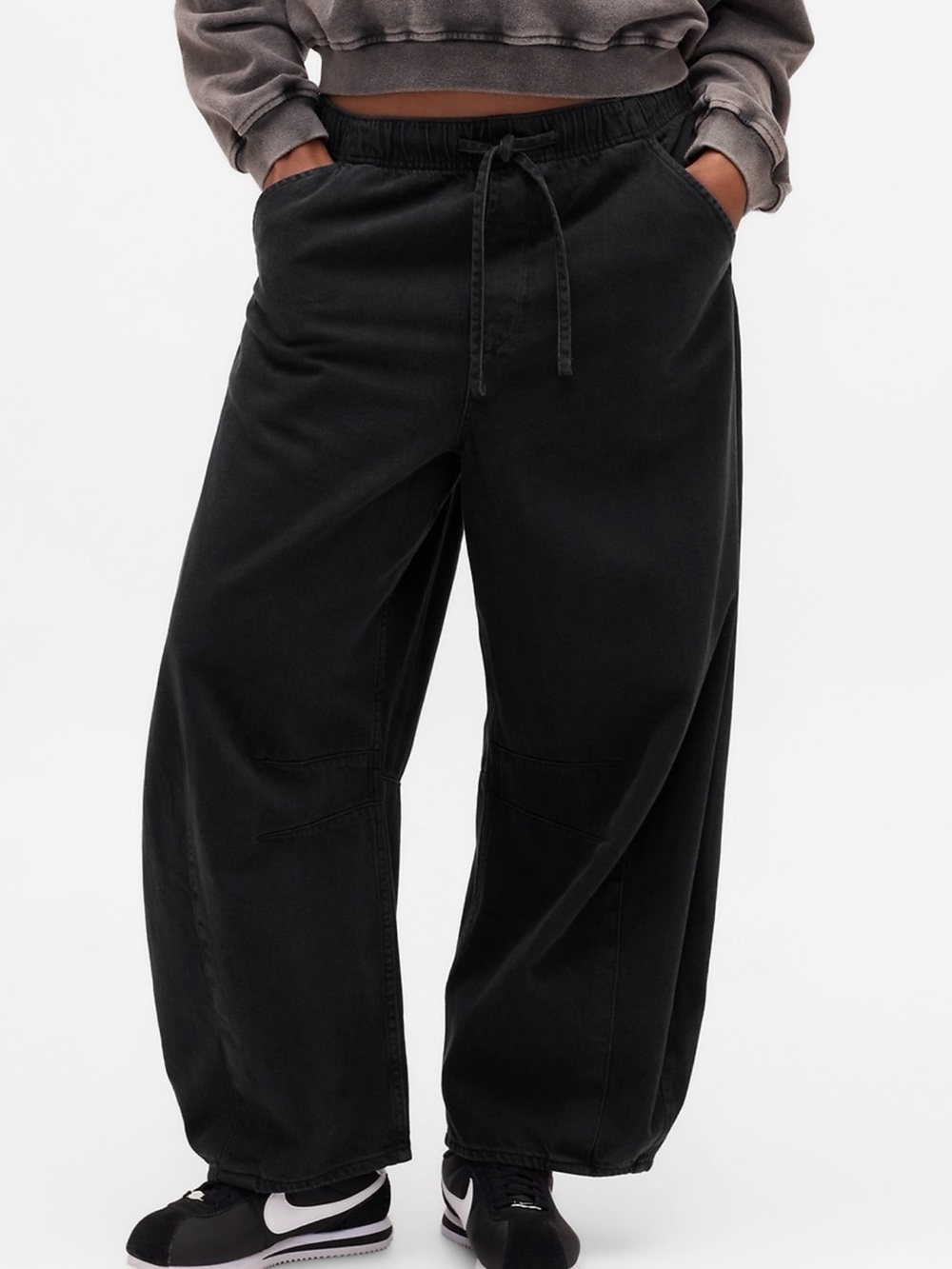 Gap Mid Rise Ultrasoft Horseshoe Jeans